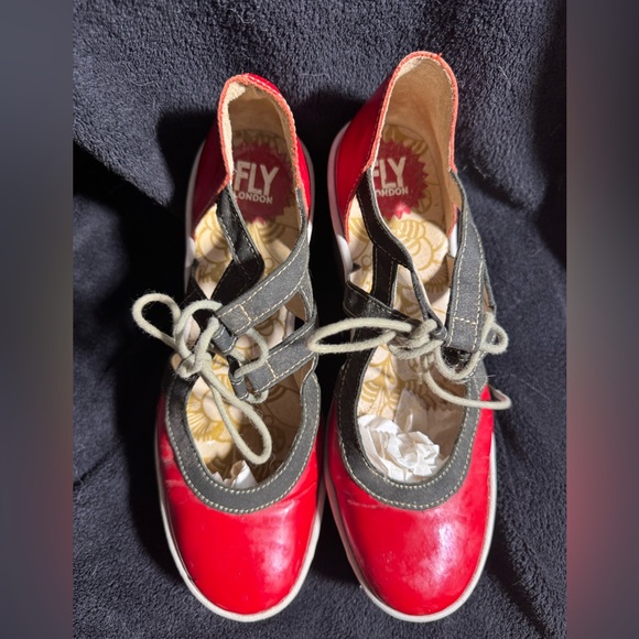 Fly London Lace-Up Patent Leather Wedges – EU 39 / US 9 Fit - Picture 3 of 9